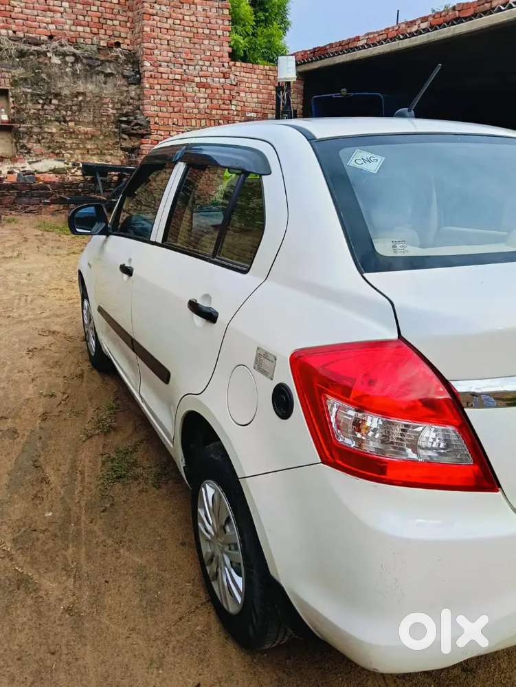 Maruti Suzuki Dzire 2022 Cng & Hybrids 61225 Km Driven