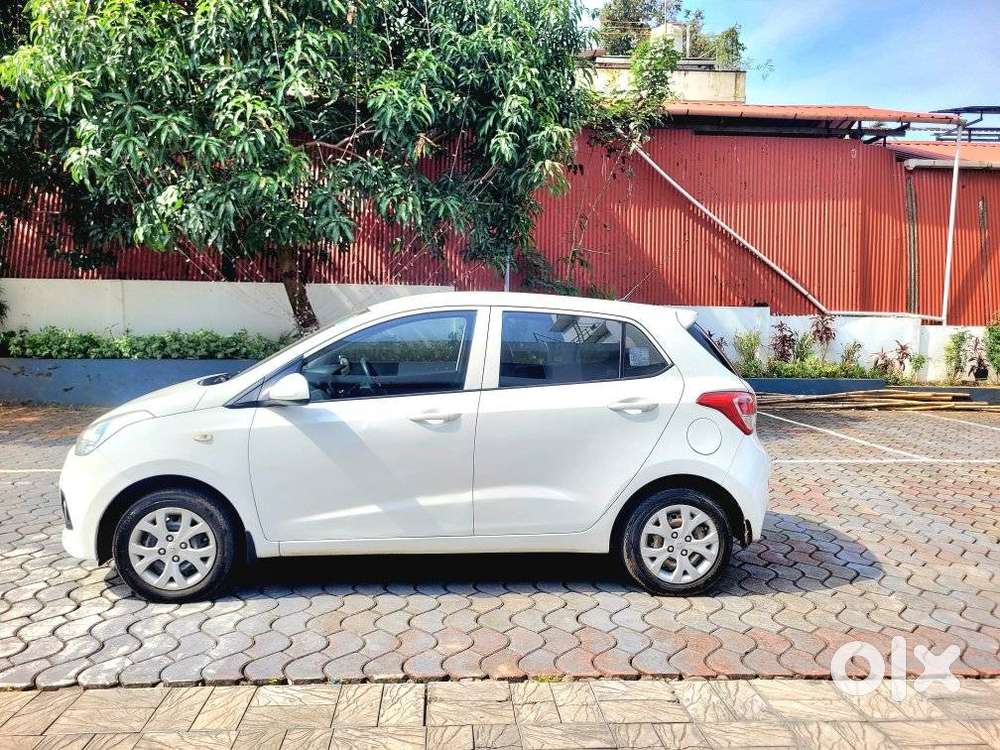 Hyundai Grand I10 Magna, 2017, Petrol