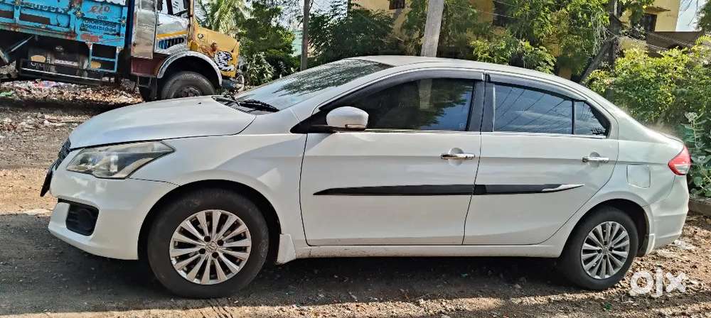 Maruti Suzuki Ciaz 2015 Diesel 180000 Km Driven