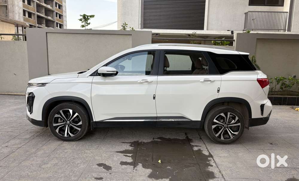 Mg Hector Plus Sharp Pro 1.5 Turbo Petrol Cvt 6 Str, 2023, Petrol