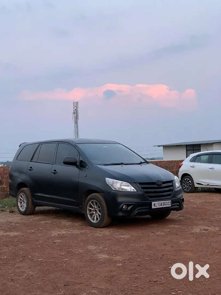 Mat Black Toyota Innova 2013model 2014 Registration Variant 4th Owner
