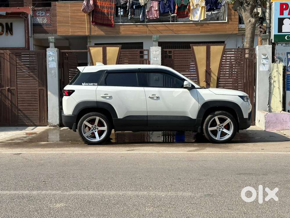2023 Maruti Suzuki Brezza Lxi S-cng