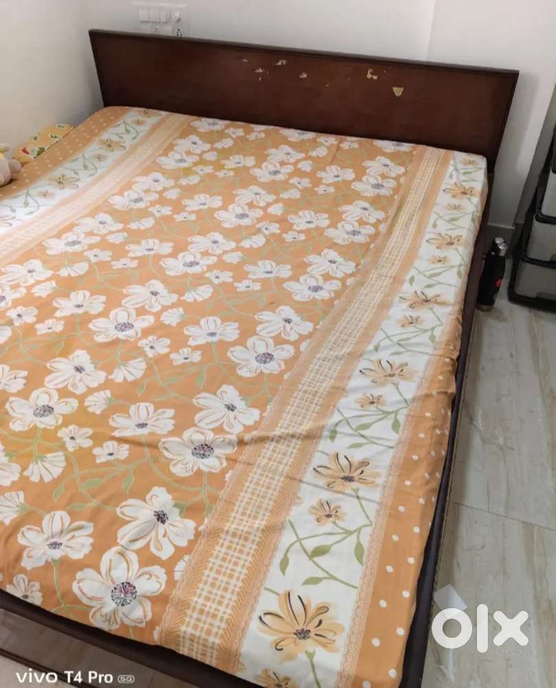 Solid Queen size bed with mattress