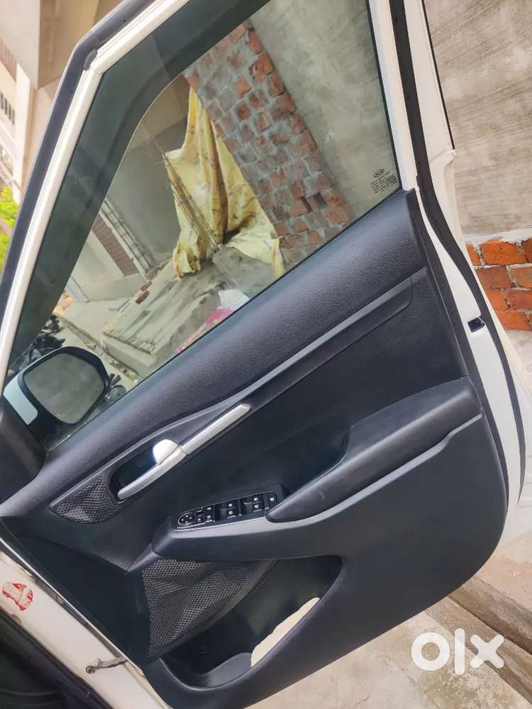 Full Condition Showroom Track