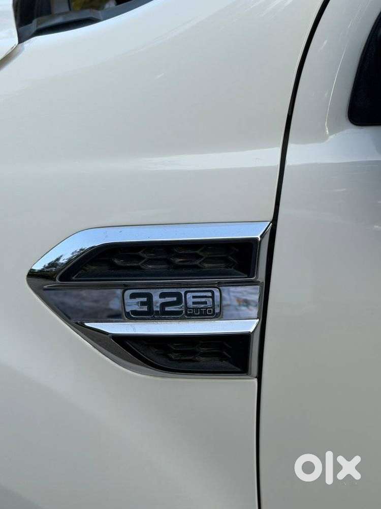 Ford Endeavour 3.2 Titanium 4x4 At, 2017, Diesel