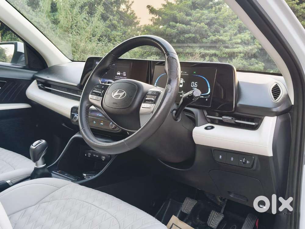 Hyundai Verna 1.5 Sx Petrol Mt, 2023, Petrol