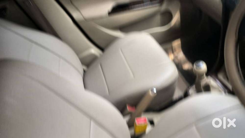 Maruti Suzuki Swift Dzire Vxi At Optional, 2013, Petrol
