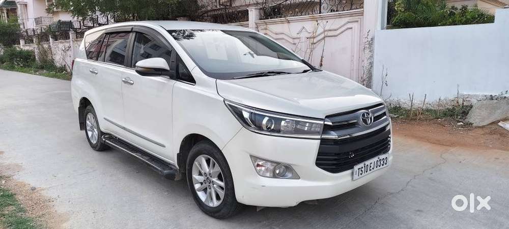 Toyota Innova Crysta 2.4 V 7 Str, 2016, Diesel