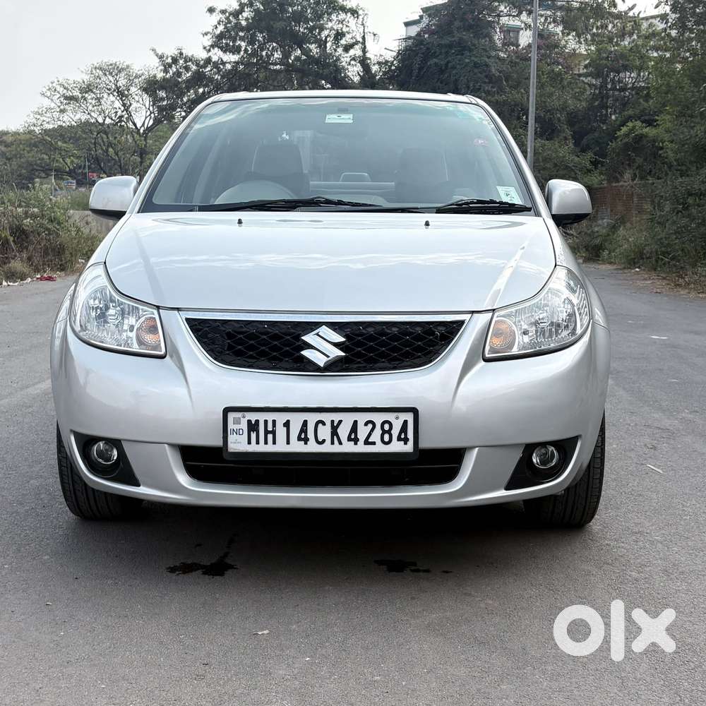 Maruti Suzuki Sx4 Zxi Mt Bsiv, 2011, Petrol