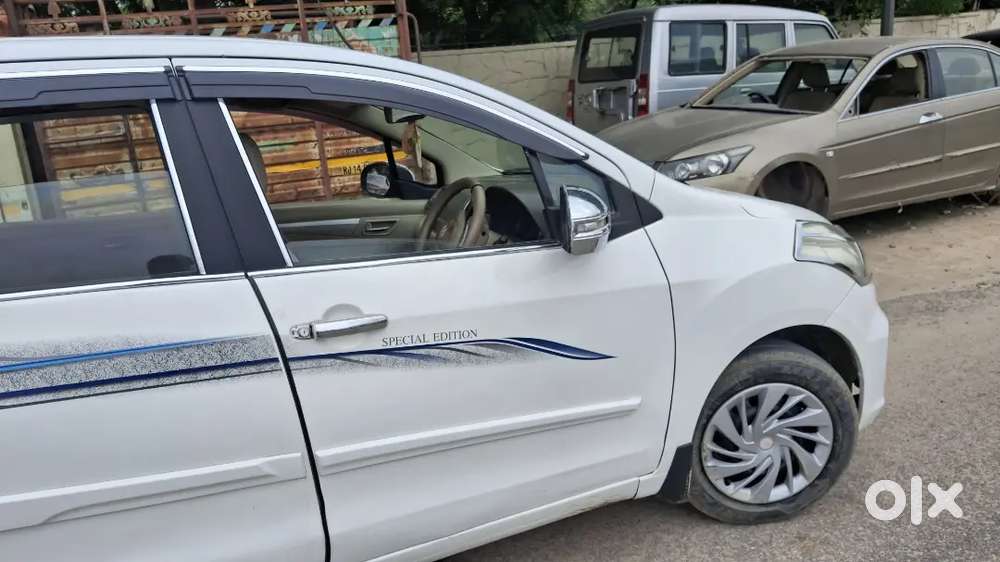 Maruti Suzuki Ertiga 1.5 Zdi 2013