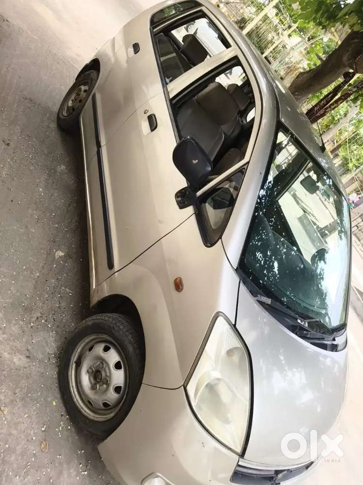 Maruti Suzuki Zen Estilo 2009
