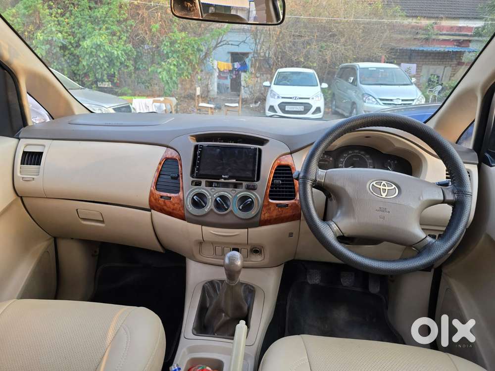 Toyota Innova 2.5 V Diesel 8-seater, 2008, Diesel