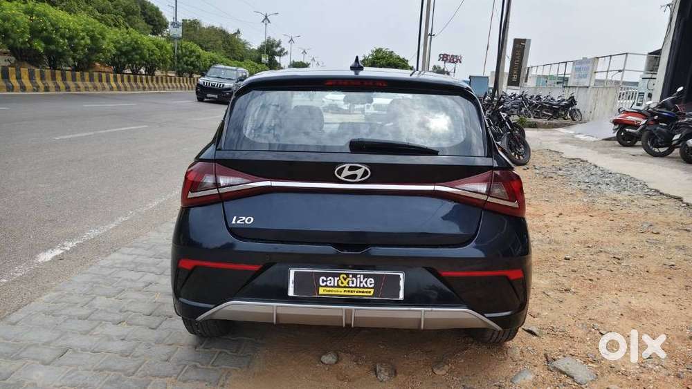 Hyundai I20 Asta (o) 1.2 Mt, 2024, Petrol