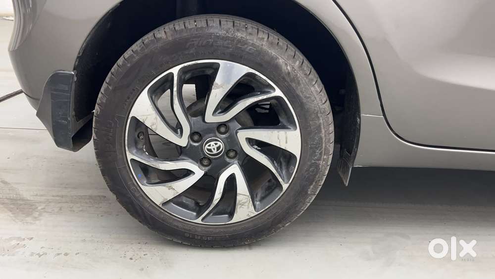 Toyota Glanza V Cvt, 2019, Petrol