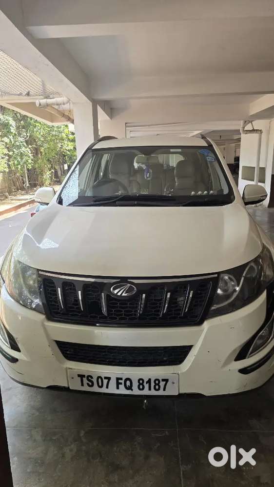 Mahindra Xuv500 2017 Diesel Well Maintained Car
