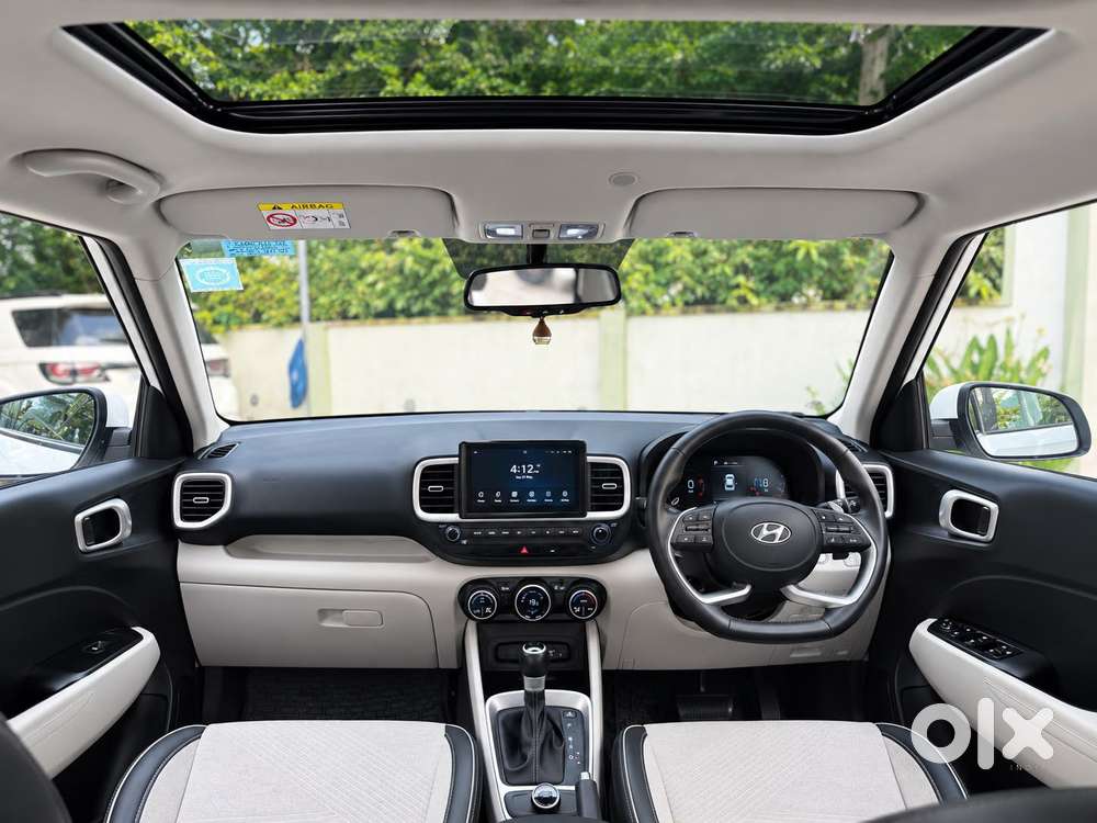 Hyundai Venue 1.0 Sx (o) Turbo Dct, 2023, Petrol