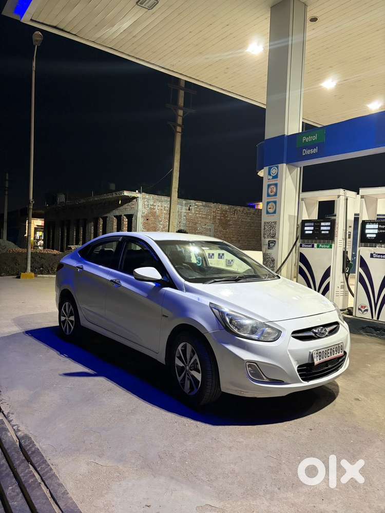 2012 Hyundai Fluidic Verna Push Button