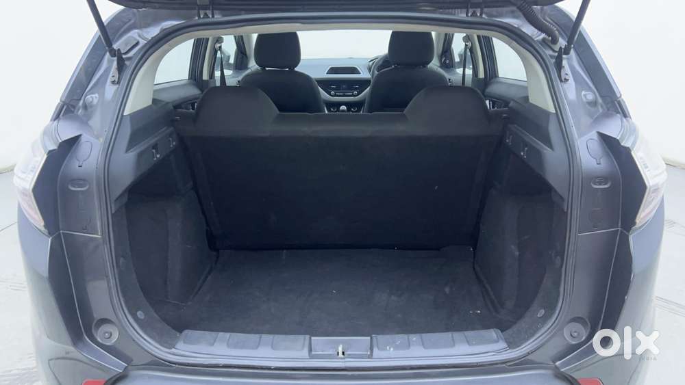 Tata Nexon 1.5 Revotorq Xm, 2018, Diesel