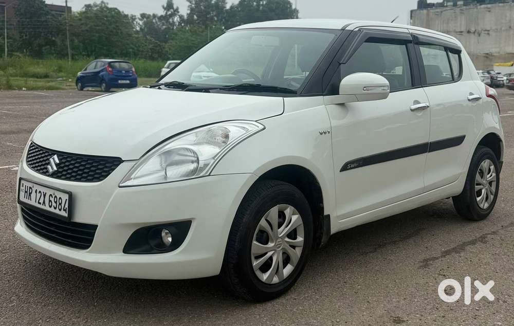 Maruti Suzuki Swift Vxi With Abs, 2014, Petrol