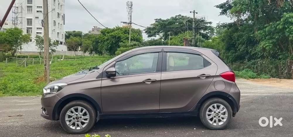 Tata Tiago Xz, 2016, Petrol