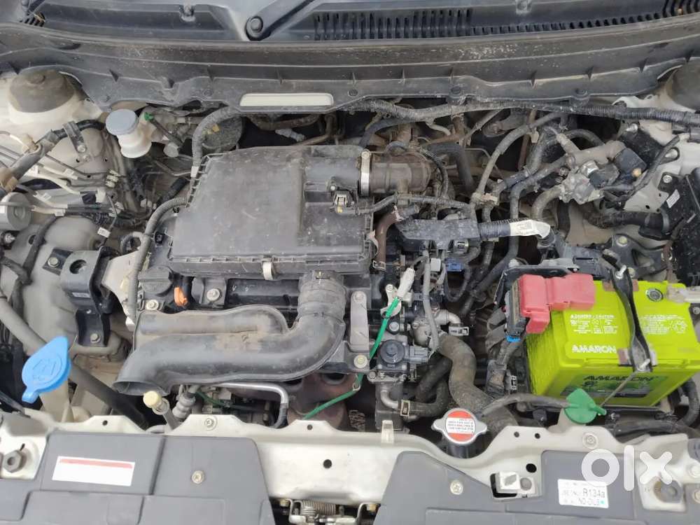 Maruti Brezza 1.5 Lxi 2024