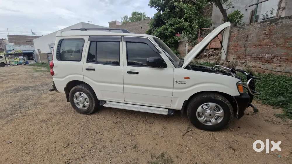 Mahindra Scorpio 2012 Diesel Manual