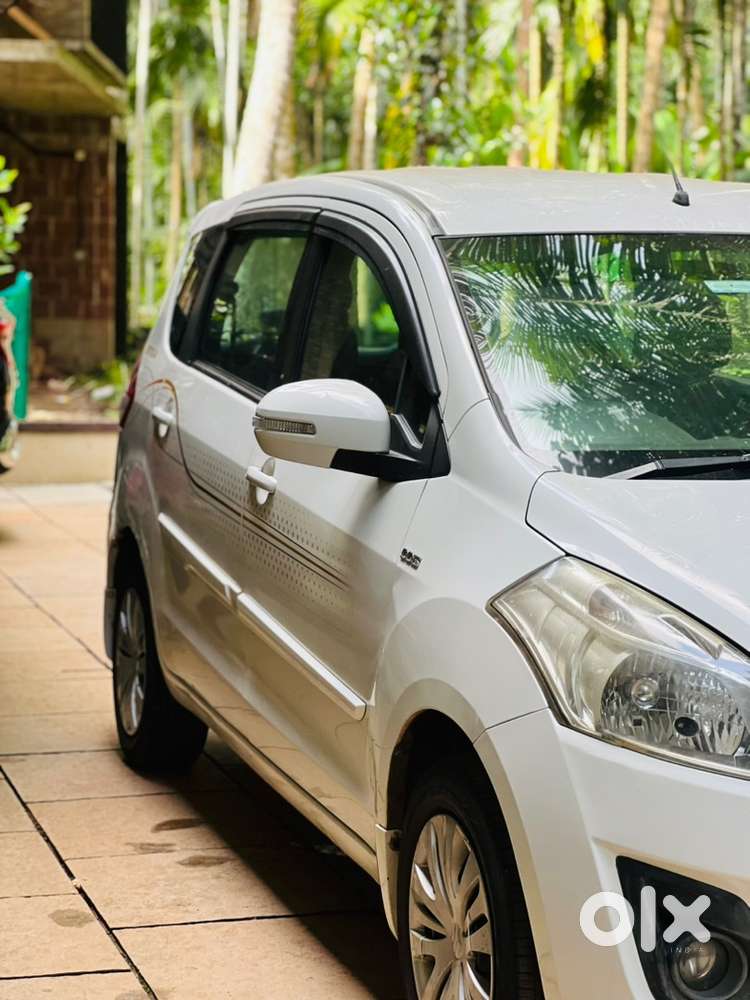 Maruti Suzuki Ertiga 2012