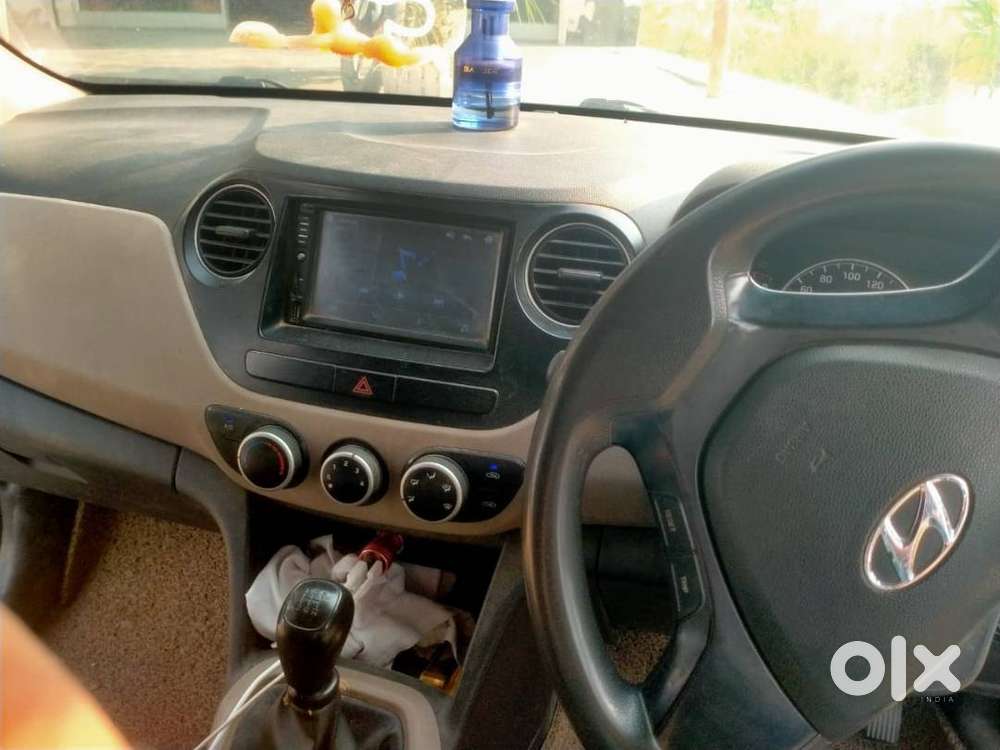Hyundai Grand I10 2017 Year Petrol