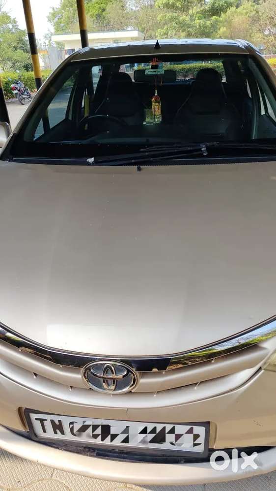Toyota Etios G, Petrol, Price Rs 3,50,000