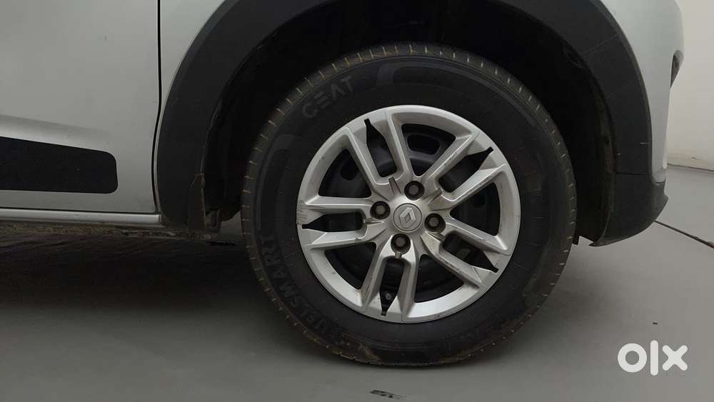 Renault Triber Rxt Easy-r Amt, 2021, Petrol