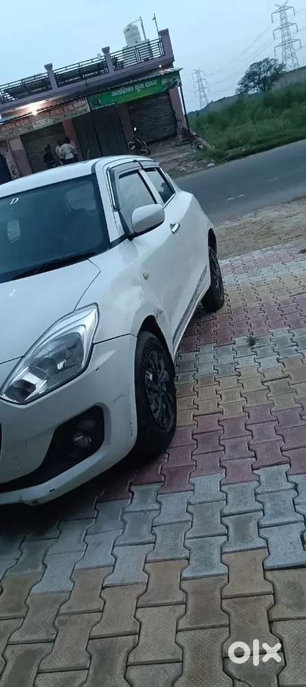Maruti Suzuki Swift Lxi 2020
