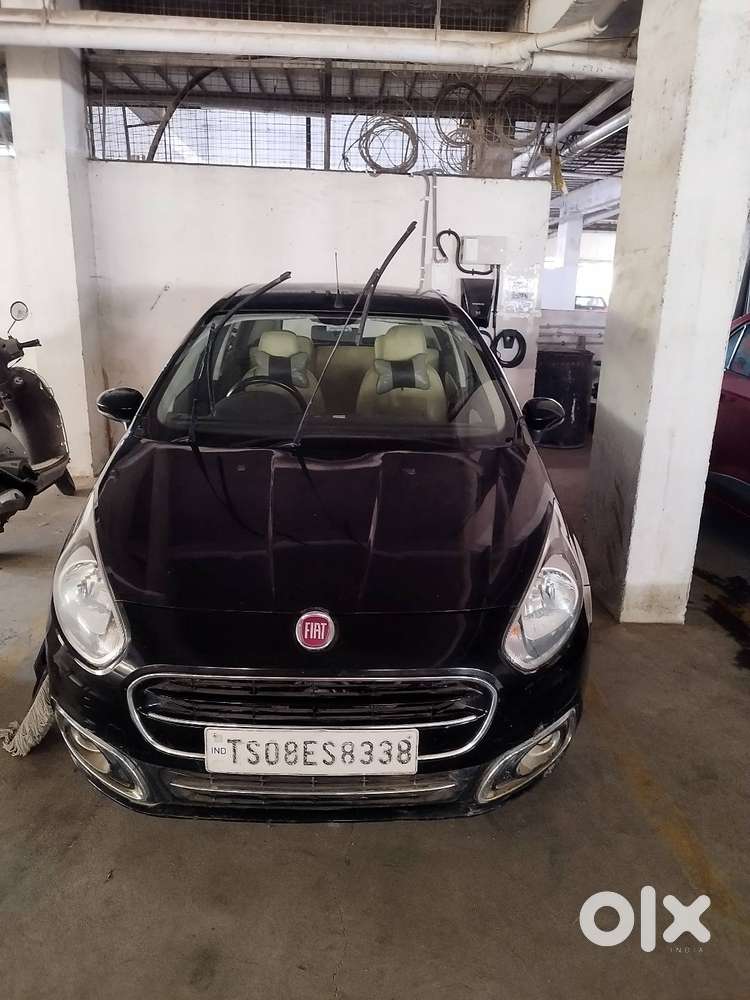 Fiat Punto Dielsel Black Colour 2016 Top End 75 Bhp