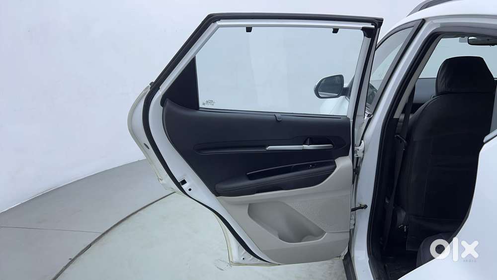 Kia Sonet Htx D, 2023, Petrol