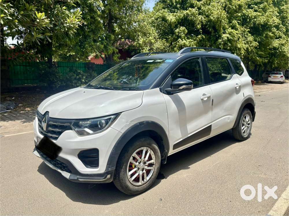 Renault Triber Rxt, 2022, Petrol