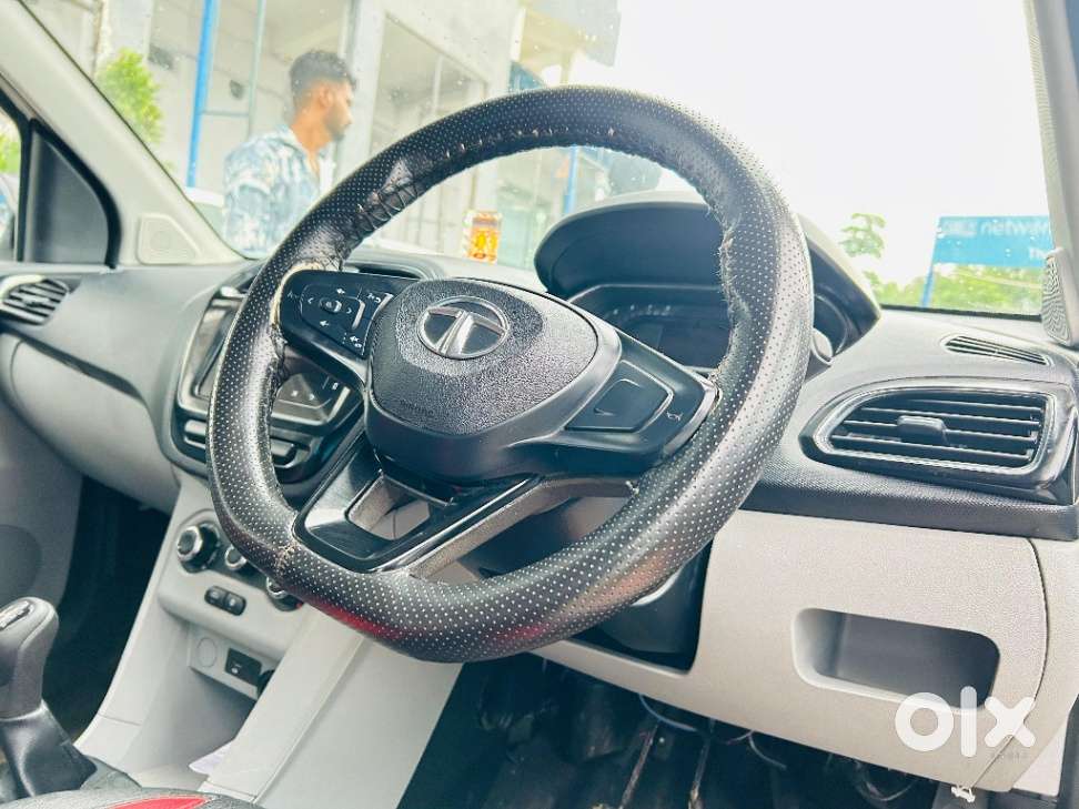 Tata Tiago 1.05 Revotorq Xt Option, 2023, Petrol