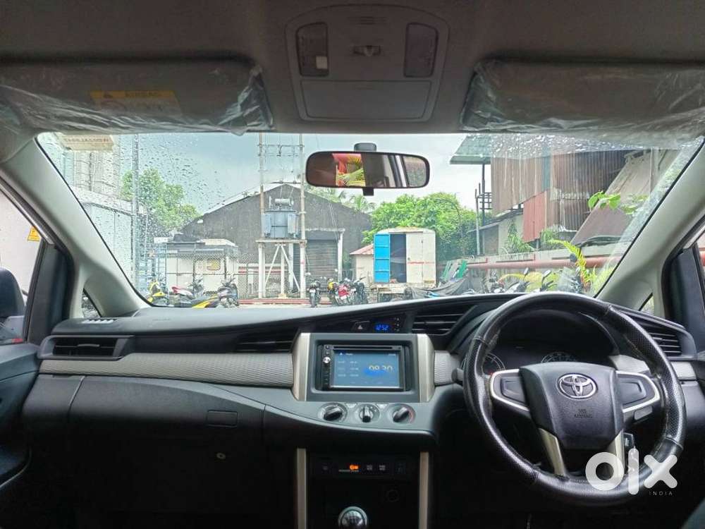 Toyota Innova Crysta 2.4 G Mt 8s, 2017, Diesel