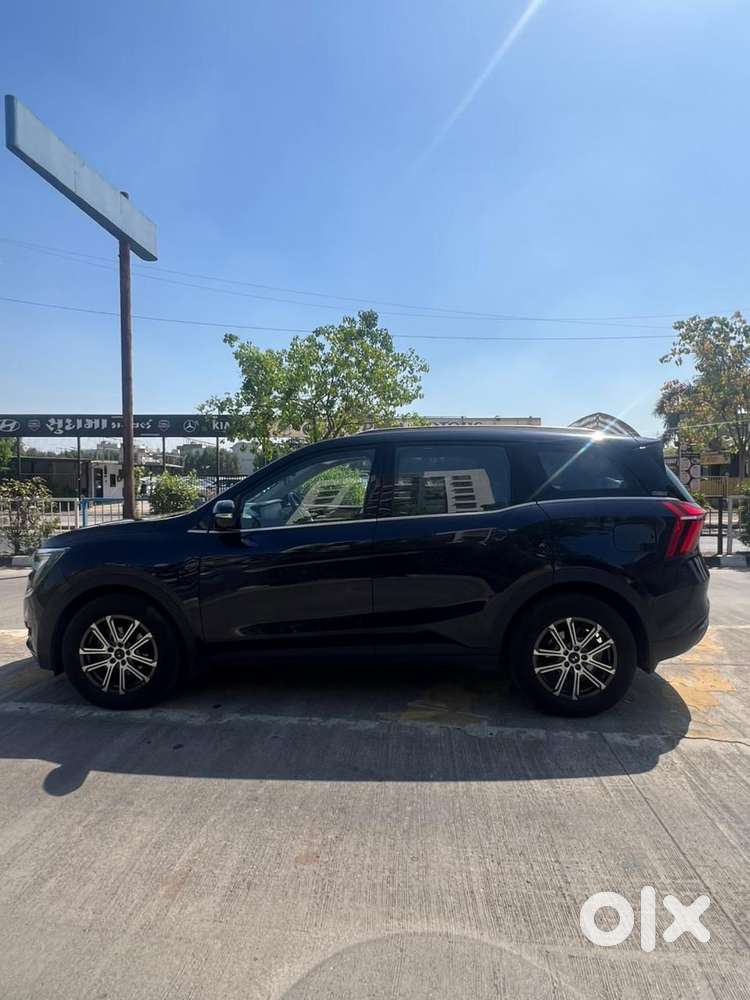 Mahindra Xuv700 2.2 Ax 7 Diesel At Str, 2025, Diesel