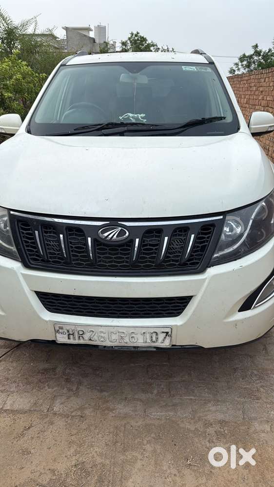 Mahindra Xuv500 2015 Diesel Well Maintained