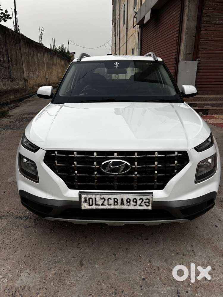 Hyundai Venue 2019 Petrol 71000 Km Driven
