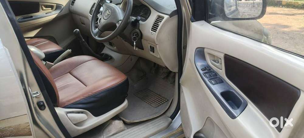Toyota Innova 2.5 G (diesel) 8 Seater, 2008, Diesel
