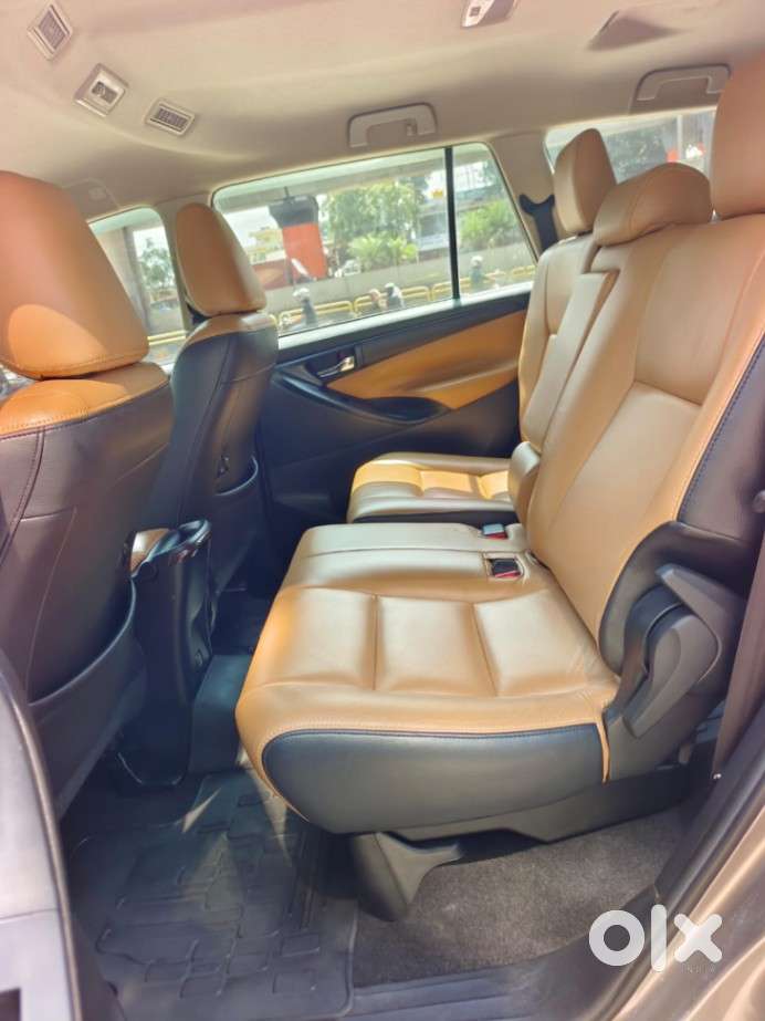 Toyota Innova Crysta 2.8 Gx At 8s, 2019, Diesel