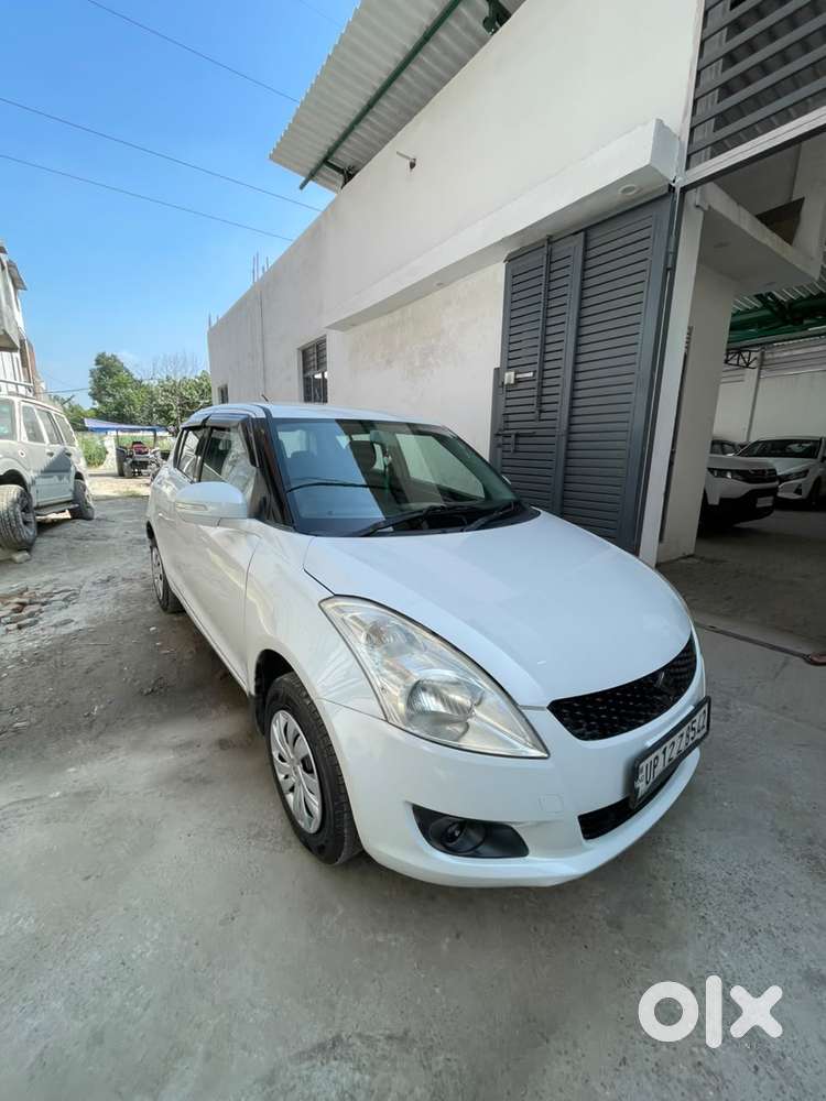 Maruti Suzuki Swift Vxi Optional, 2012, Petrol
