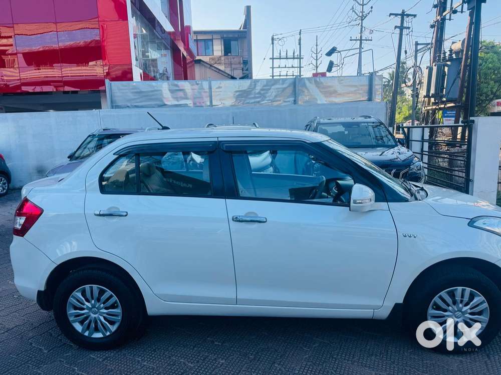 Maruti Suzuki Swift Dzire 1.2 Vxi Bsiv, 2017, Petrol