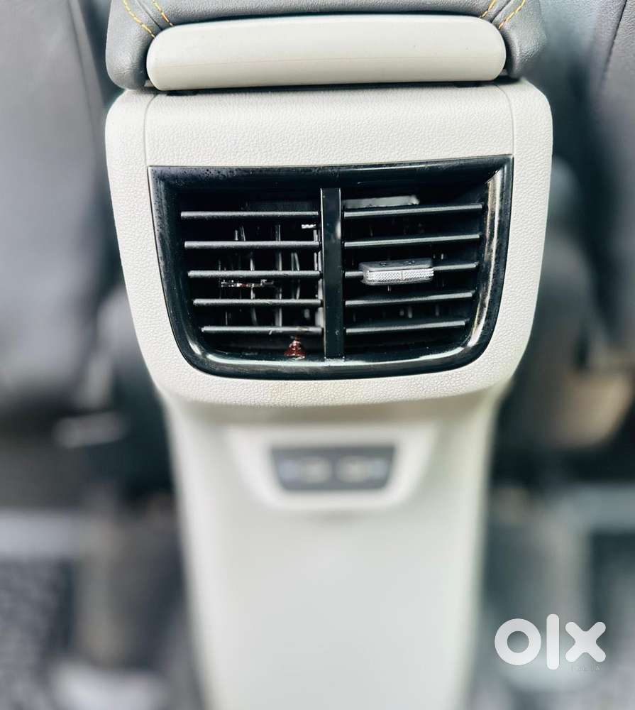 Skoda Kushaq Style 1.0l Tsi At, 2024, Petrol