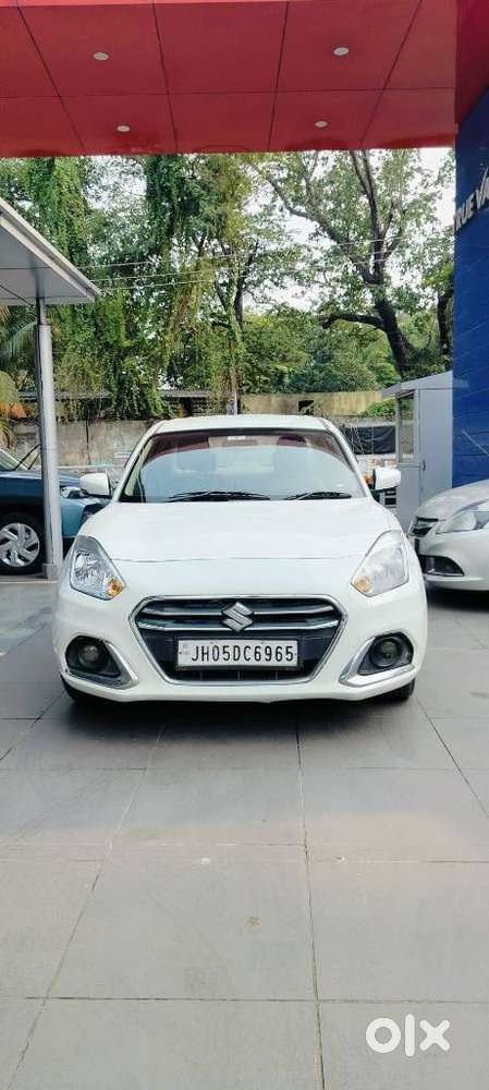 Maruti Suzuki Dzire 1.2 Vxi, 2022, Petrol