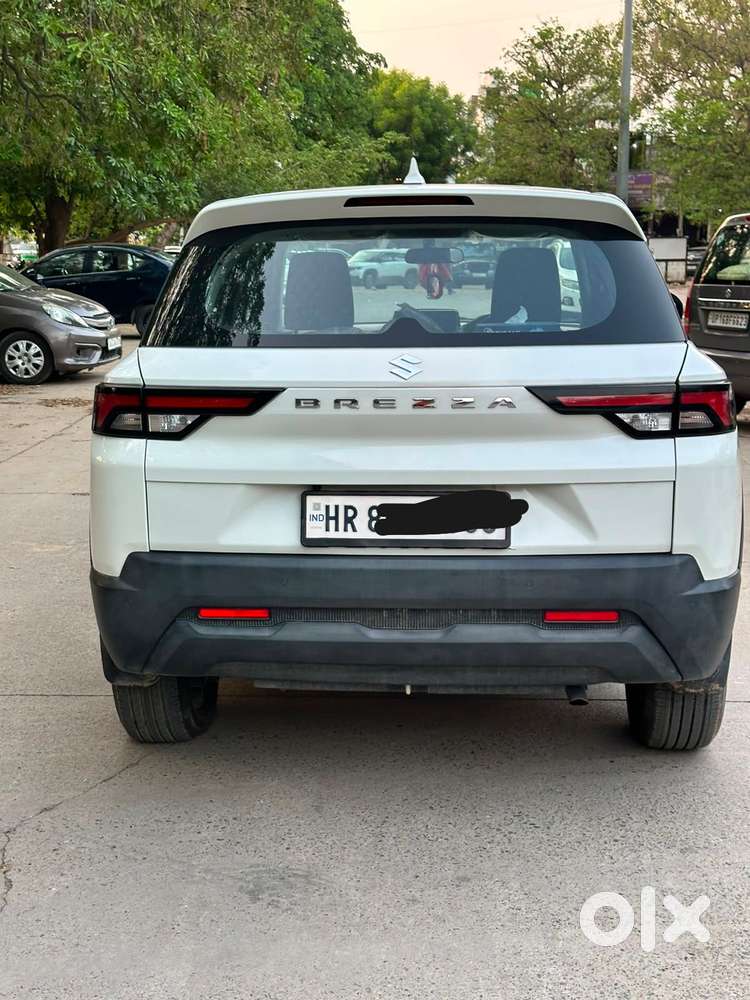 Maruti Suzuki Brezza 1.5 Lxi Cng, 2025, Cng & Hybrids