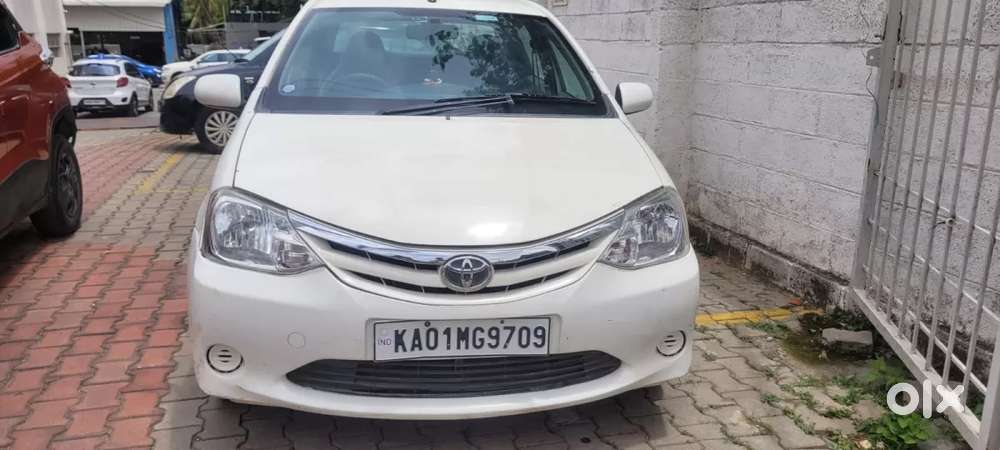 Toyota Etios 1.5 G, 2011, Petrol