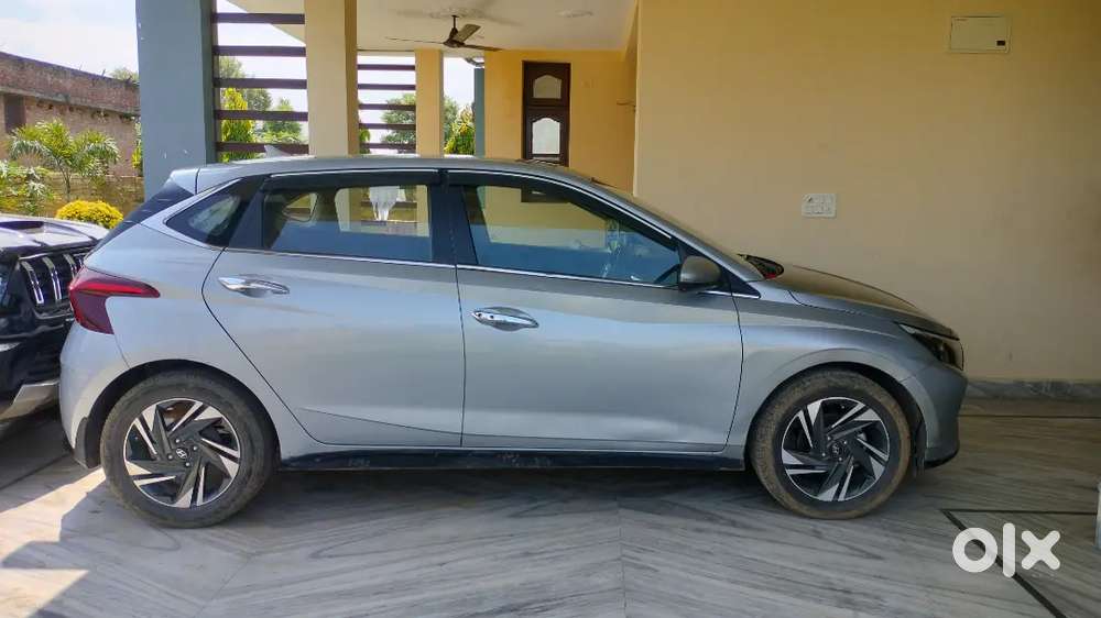 Hyundai I20 2020 Dec Ending Top Model In New Conditionall Features Are