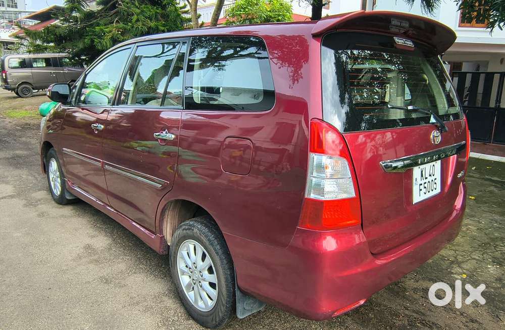 Toyota Innova [ ] 2.5 V Diesel 7 Str, 2012, Diesel