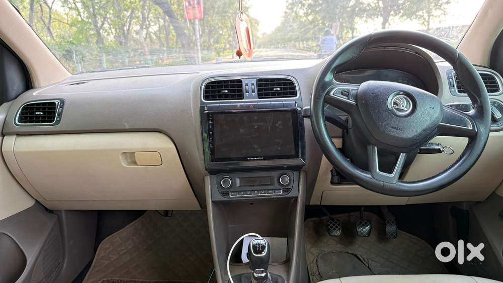 Skoda Rapid 1.5 Tdi Cr Elegance Plus, 2014, Diesel